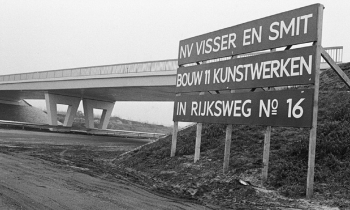 Bouw viaducten A16 1972.jpg
